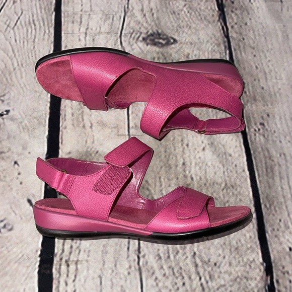 Easy spirits leather sandal size 7 - Picture 3 of 5